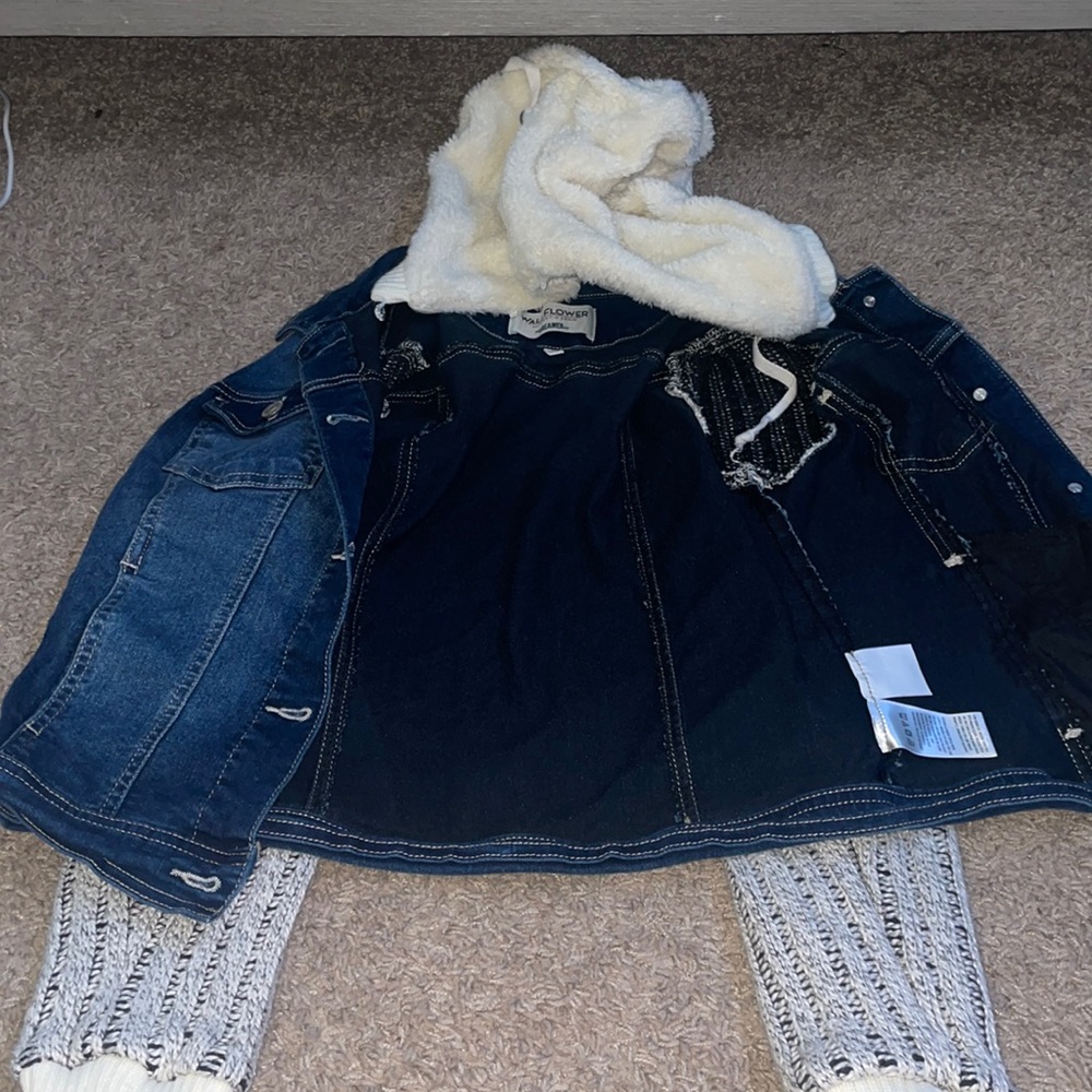 White Cozy Dark Blue Jean Jacket with Hood